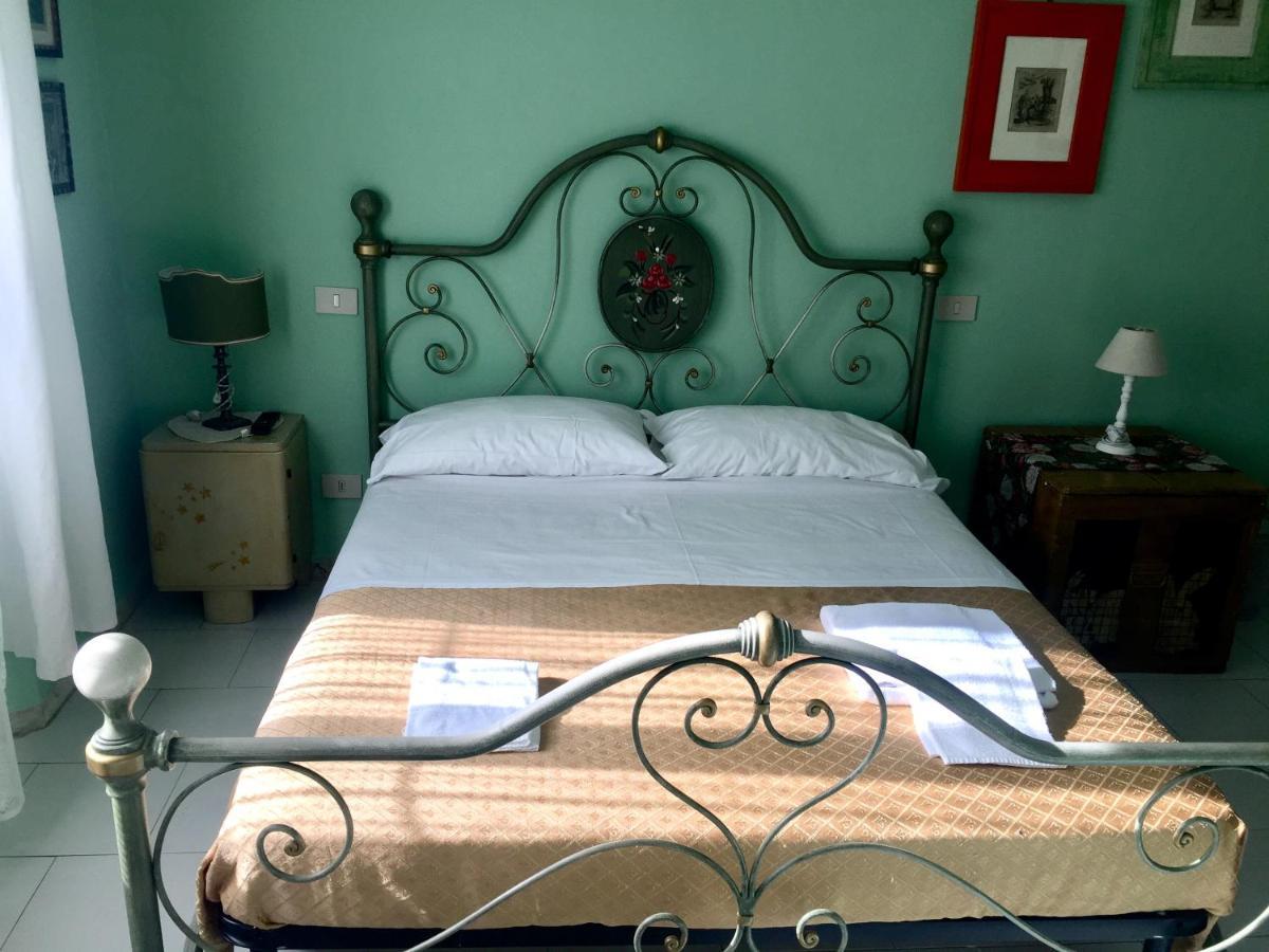 6 Keys Bed & Breakfast Pisa Exterior photo